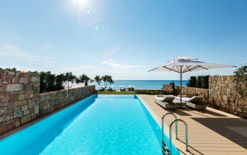 Sani Club-Two-Bedroom-Suite-Private-Pool-Beach-Front-1_12974